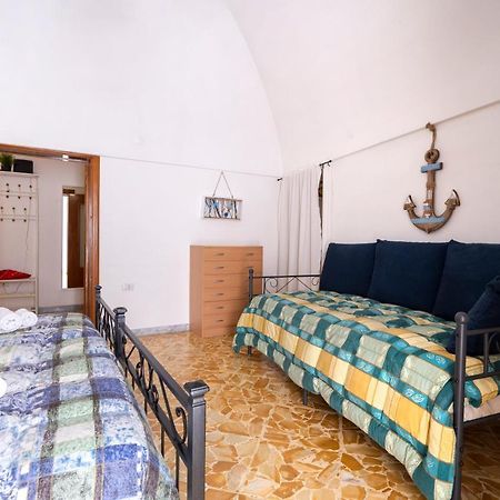 Vico II Terrace Apartment A Step From Piazza Roma Martina Franca Esterno foto
