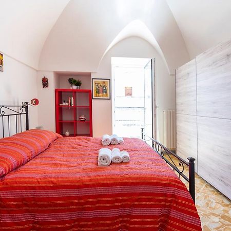 Vico II Terrace Apartment A Step From Piazza Roma Martina Franca Esterno foto