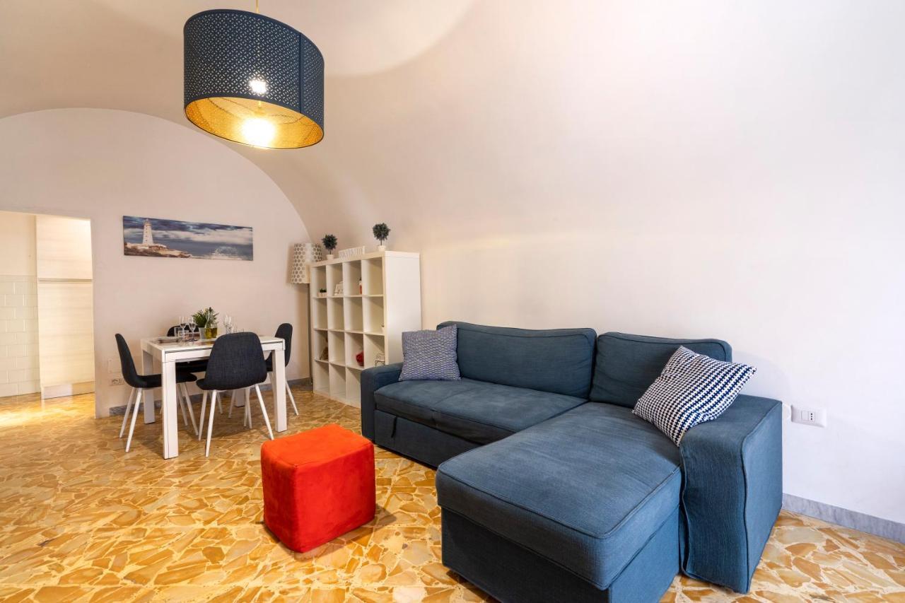 Vico II Terrace Apartment A Step From Piazza Roma Martina Franca Esterno foto