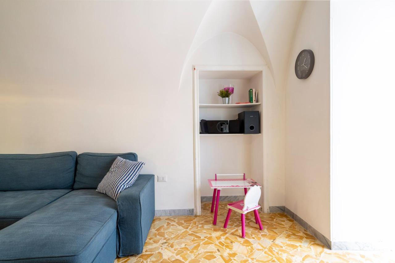 Vico II Terrace Apartment A Step From Piazza Roma Martina Franca Esterno foto